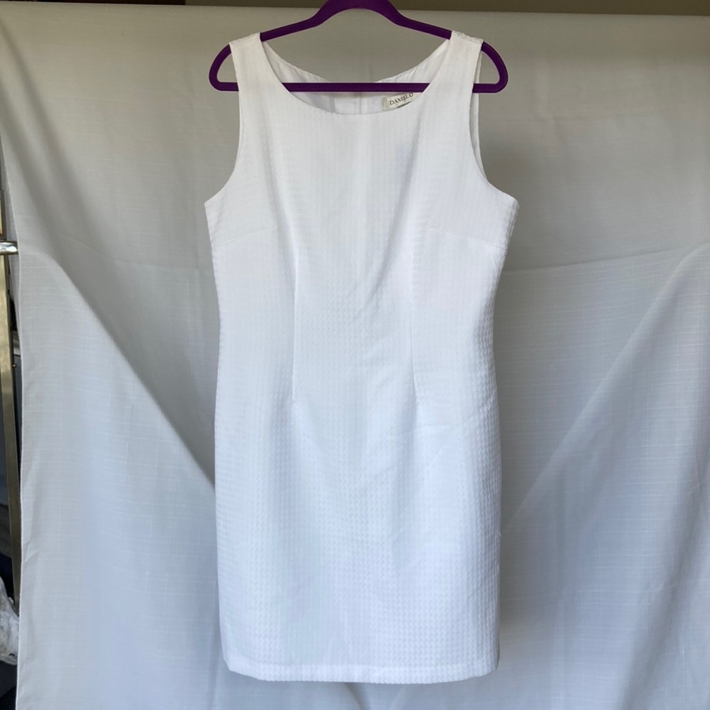Elegant White Midi Dress